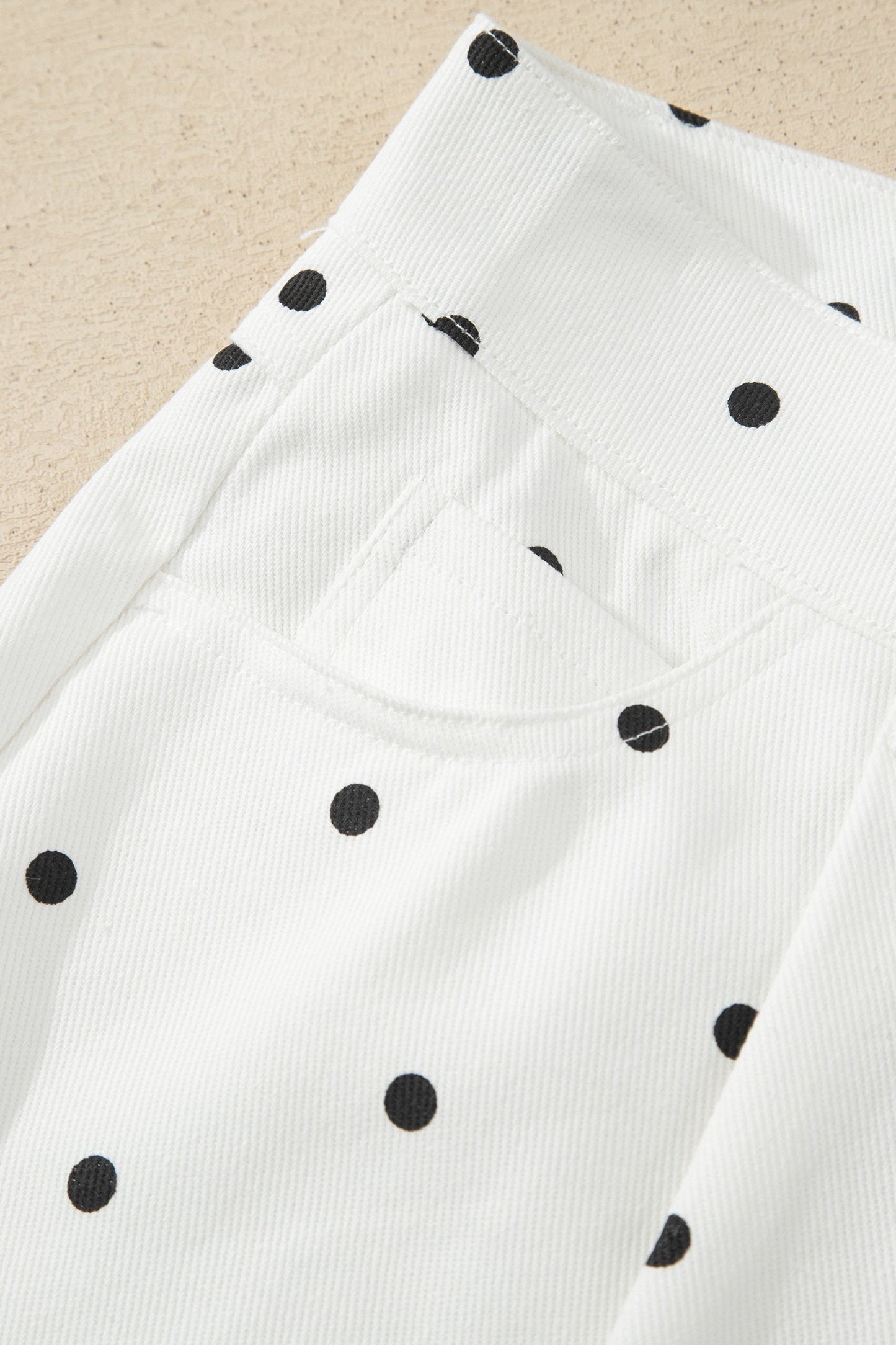Threaded Pear Elise Embroidered Scallop Hem Shorts