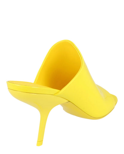 Yellow-