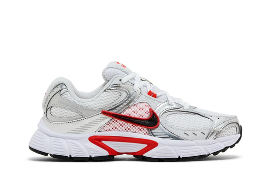 Nike Women's V5 RNR - Picante Red/Vast Grey/Black