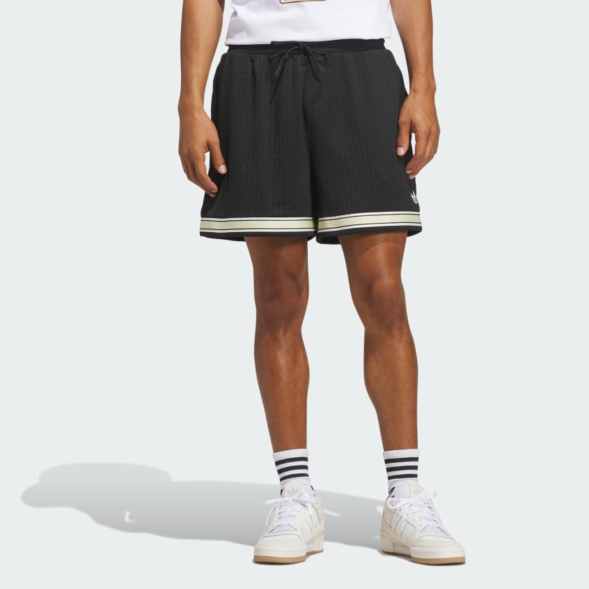 Black / Cream White / Black-