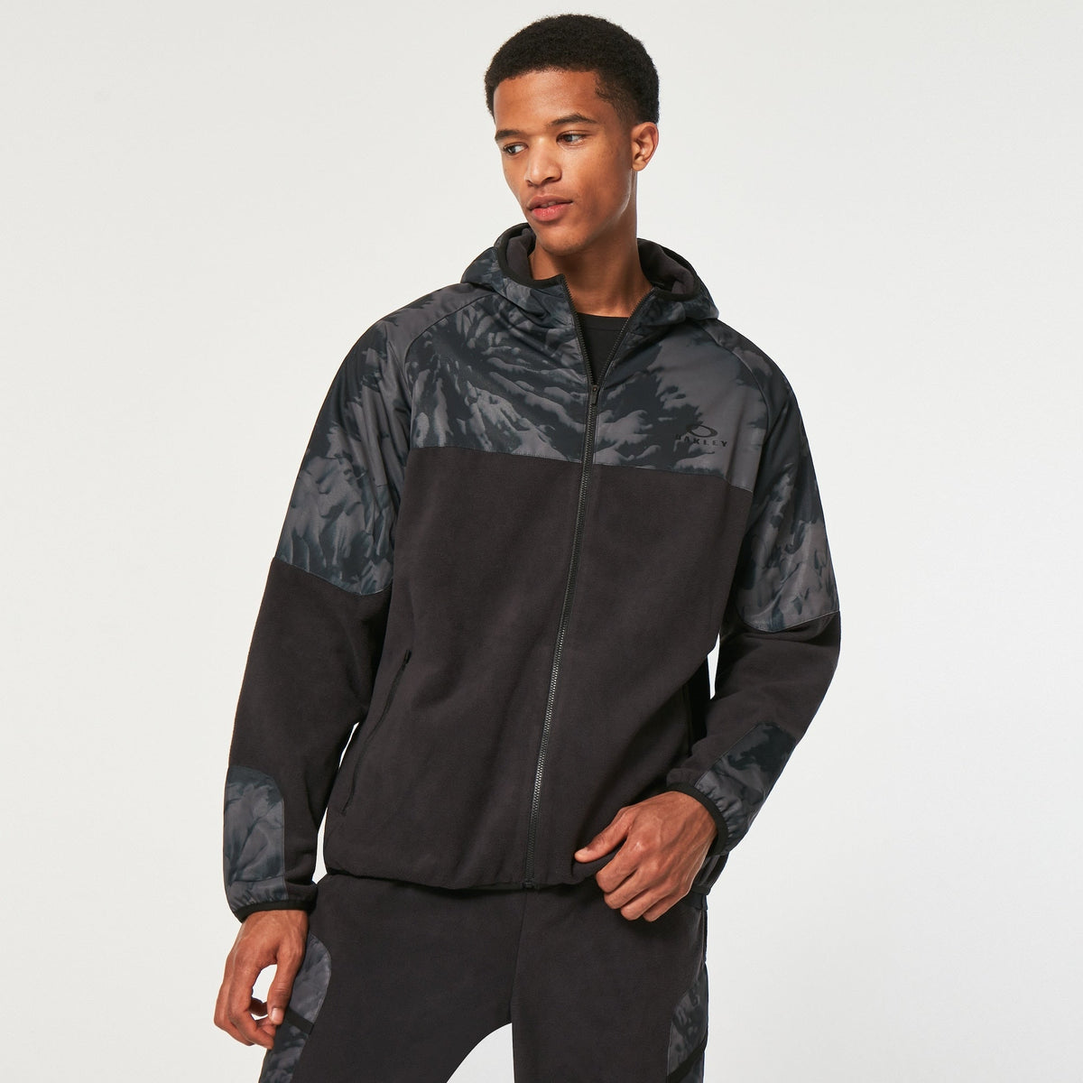 Oakley Men's Wanderlust FZ Hoodie - Black/Mountain TD Print