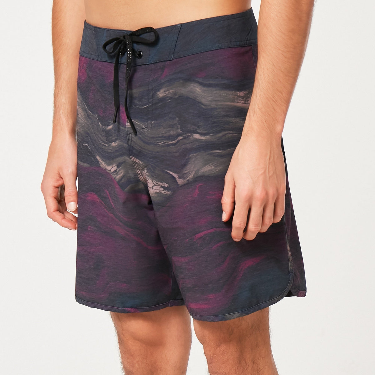 Oakley Men's Marble Swirl 19" Boardshort - Ultra Purple Magma
