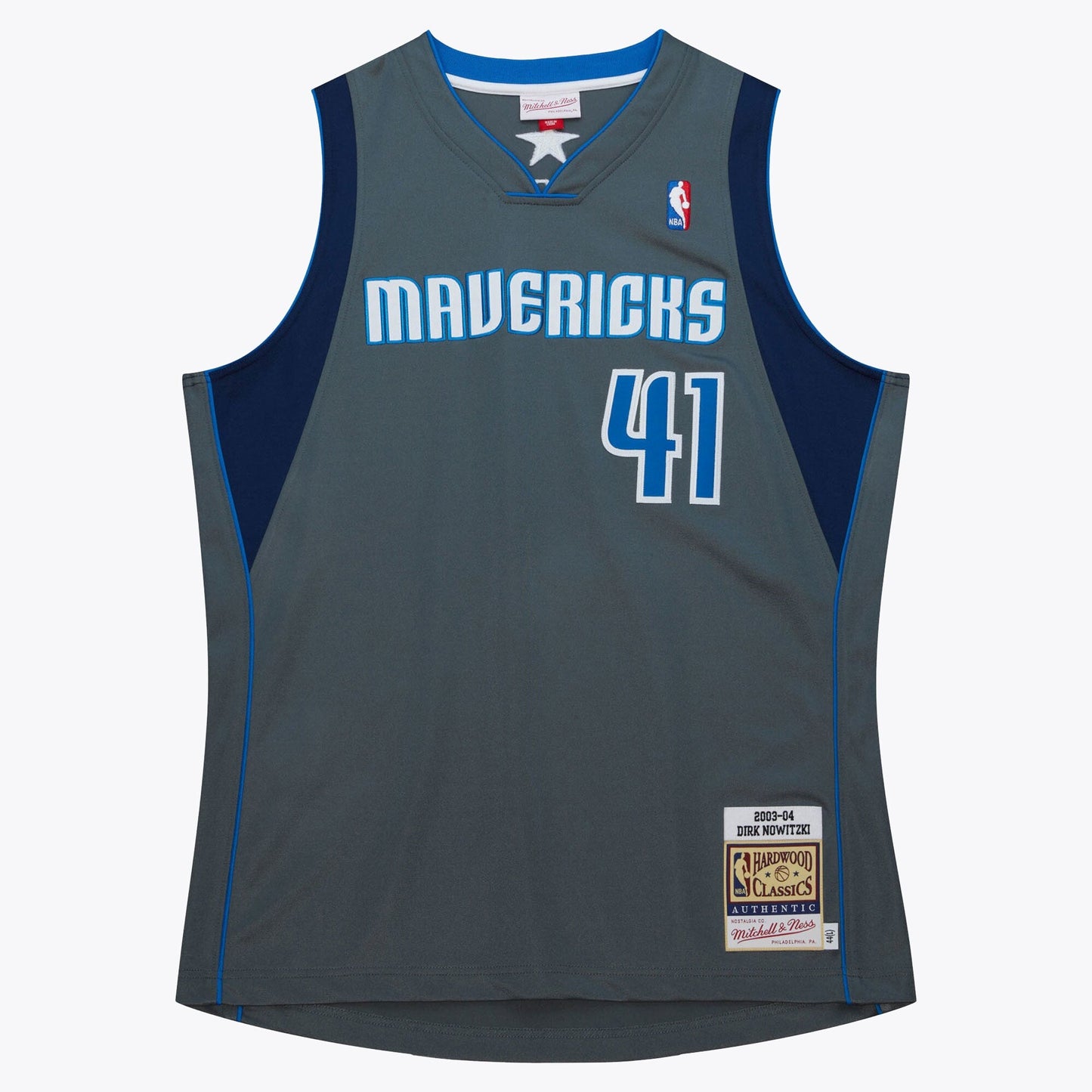 Men's Mitchell & Ness Alternate Jersey Mavericks 2003 Dirk Nowitzki