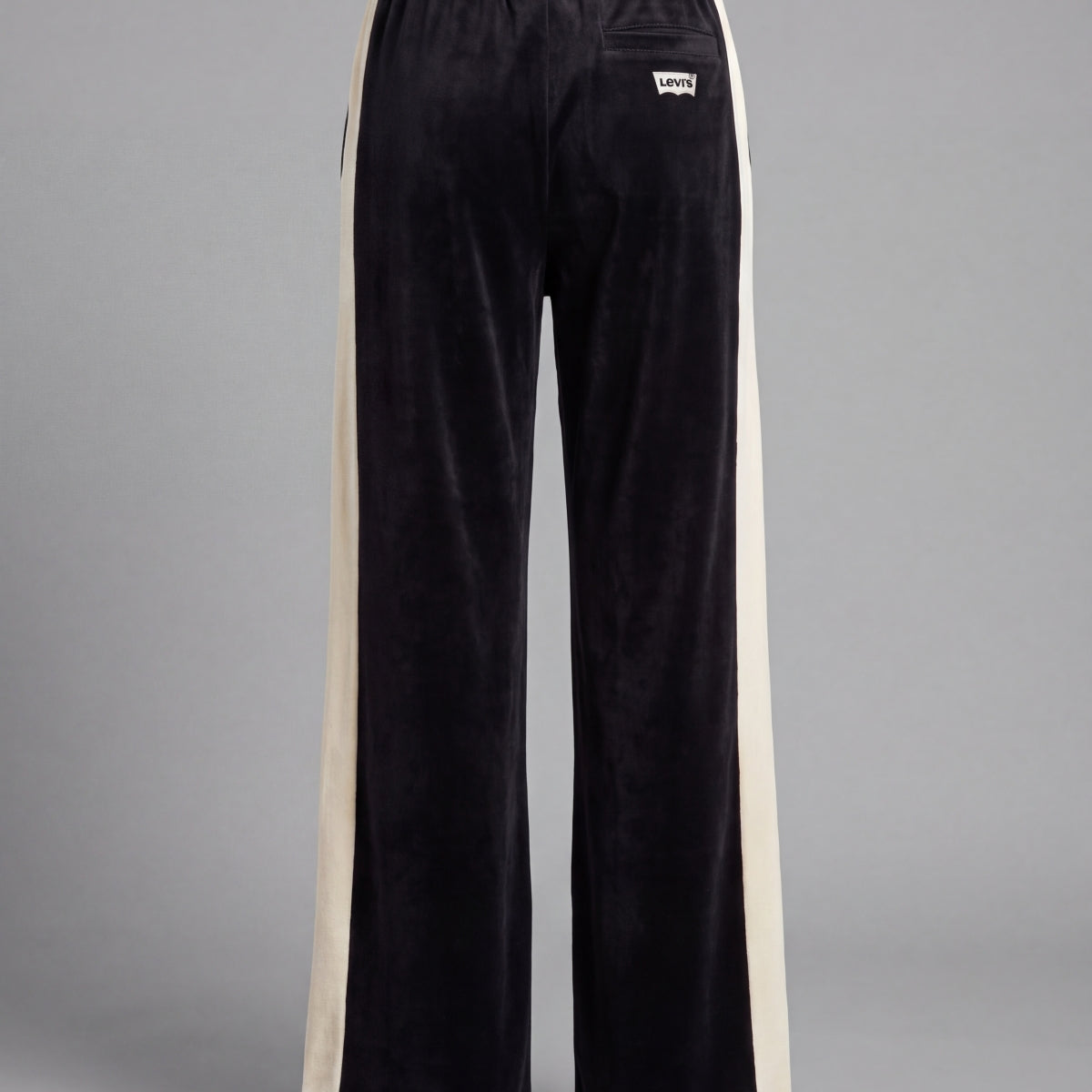 Black/Off White-