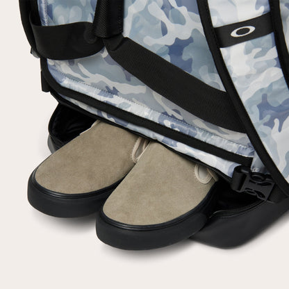 Oakley Men's Enhance LT Boston L 9.0 FW Bag - Cement Camo
