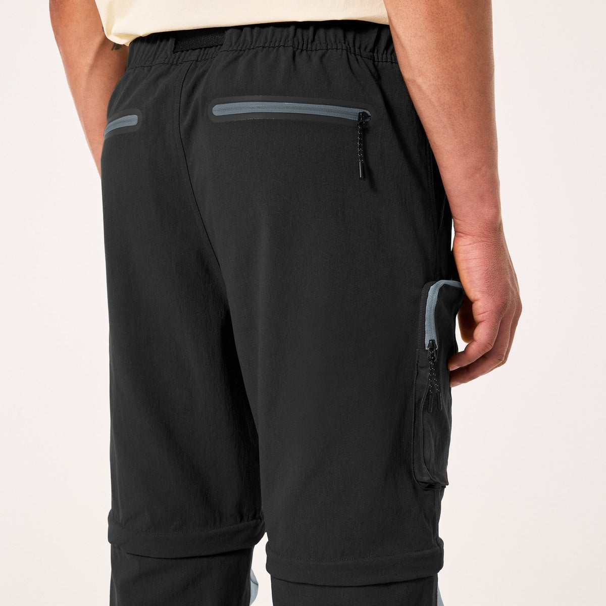 Oakley Men's Latitude Convertible Pant - Blackout