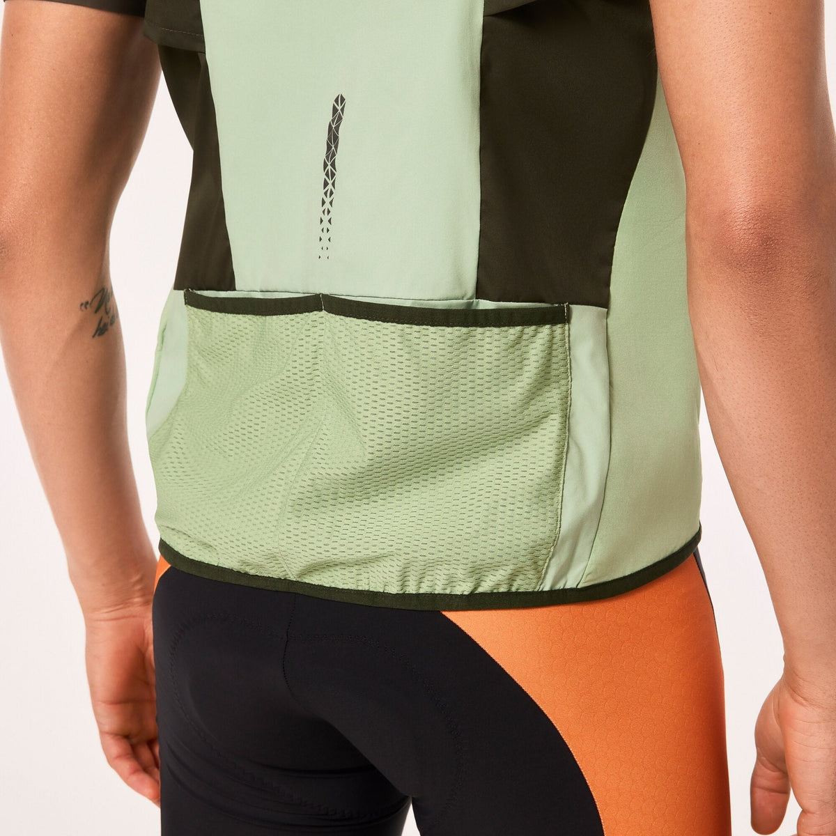 Oakley Men's Elements Insulated Vest - New Dark Brush/New Jade