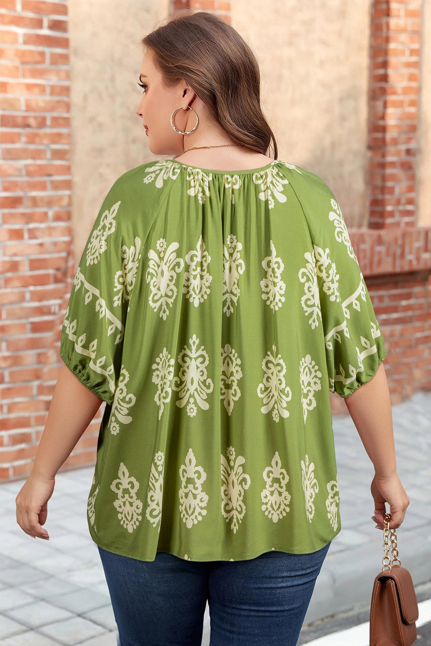 Threaded Pear Gabriella Floral Short Sleeve PLUS Top