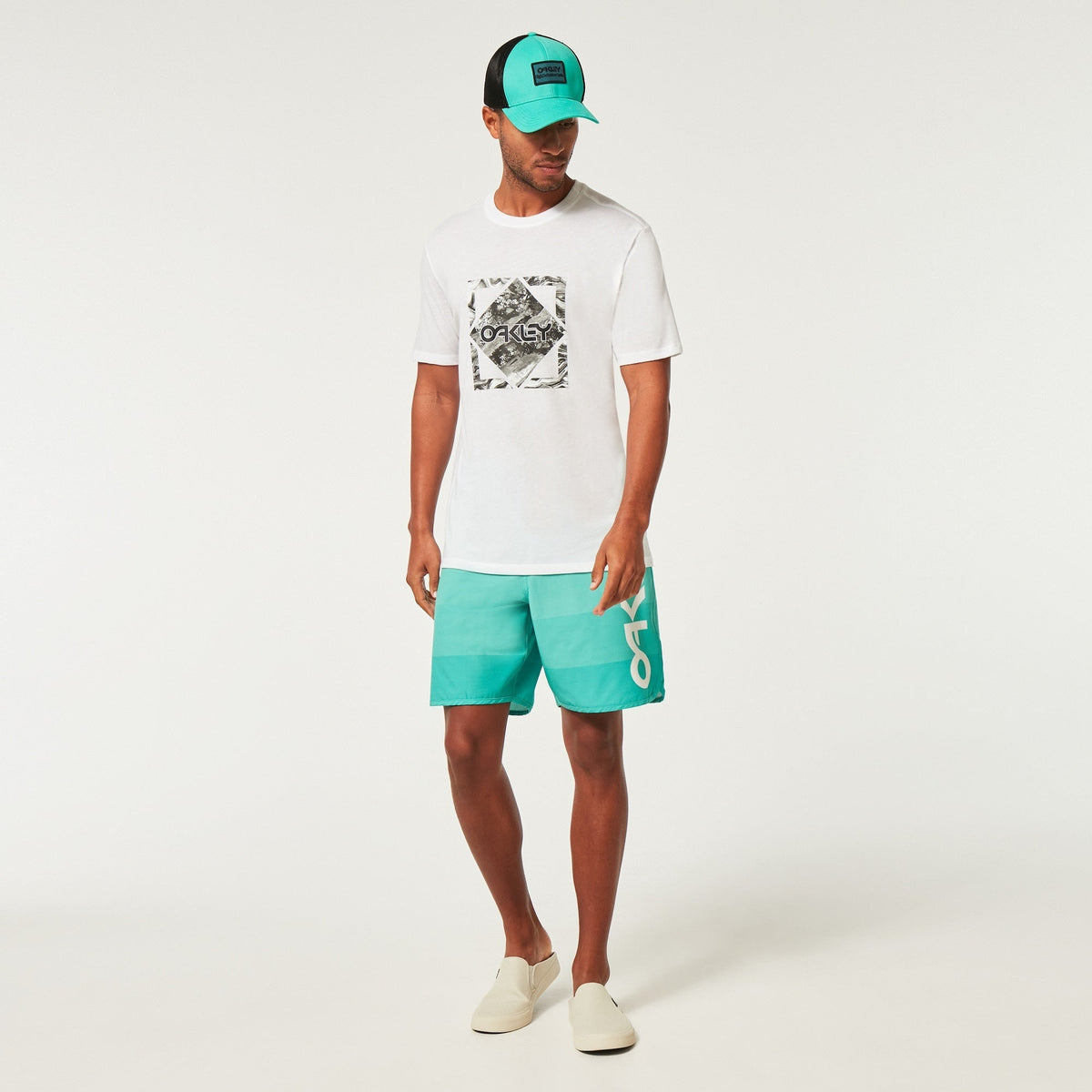 Oakley Men's Retro Mark 19" Boardshort - Mint Green
