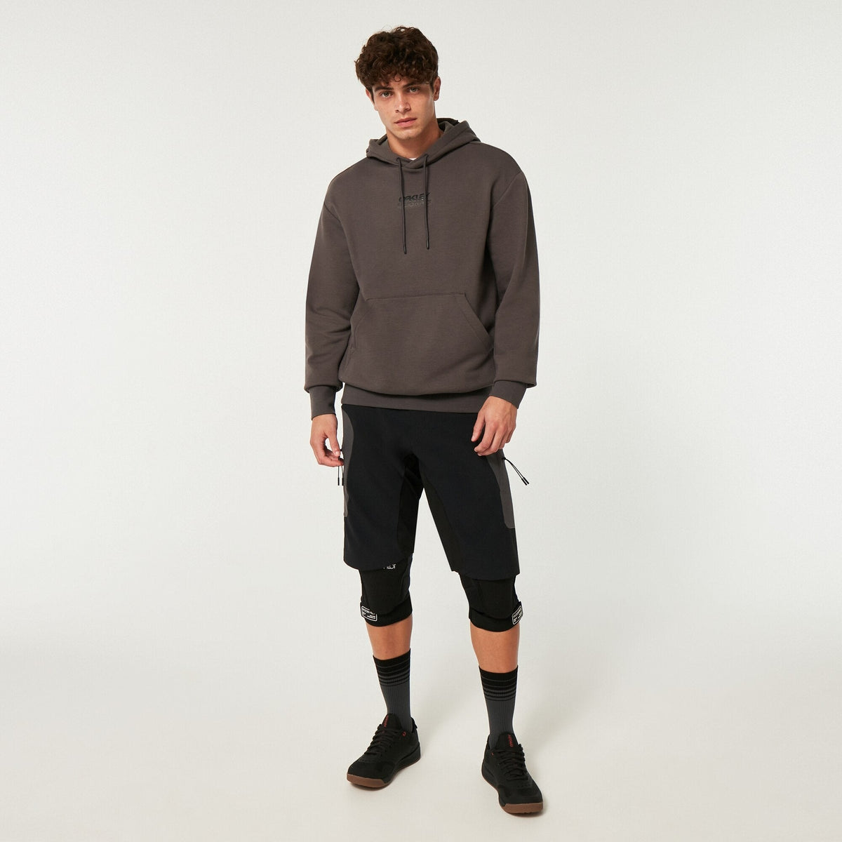 Oakley Men's Maven MTB Cargo Short - Blackout