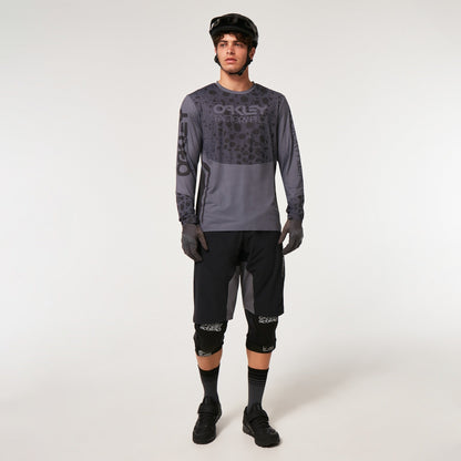 Oakley Men's Seeker '75 Short - Blackout