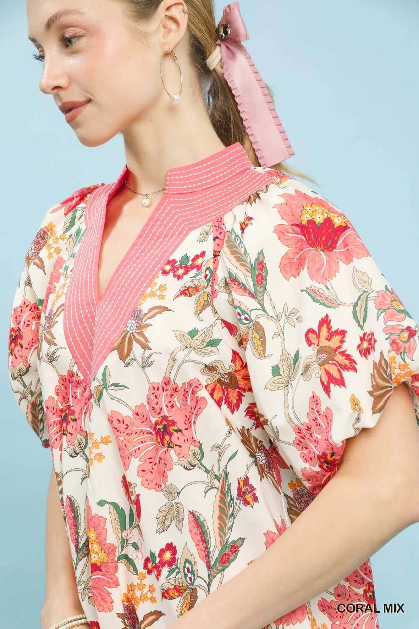 Umgee Mix Floral Puff Sleeve Blouse in Coral