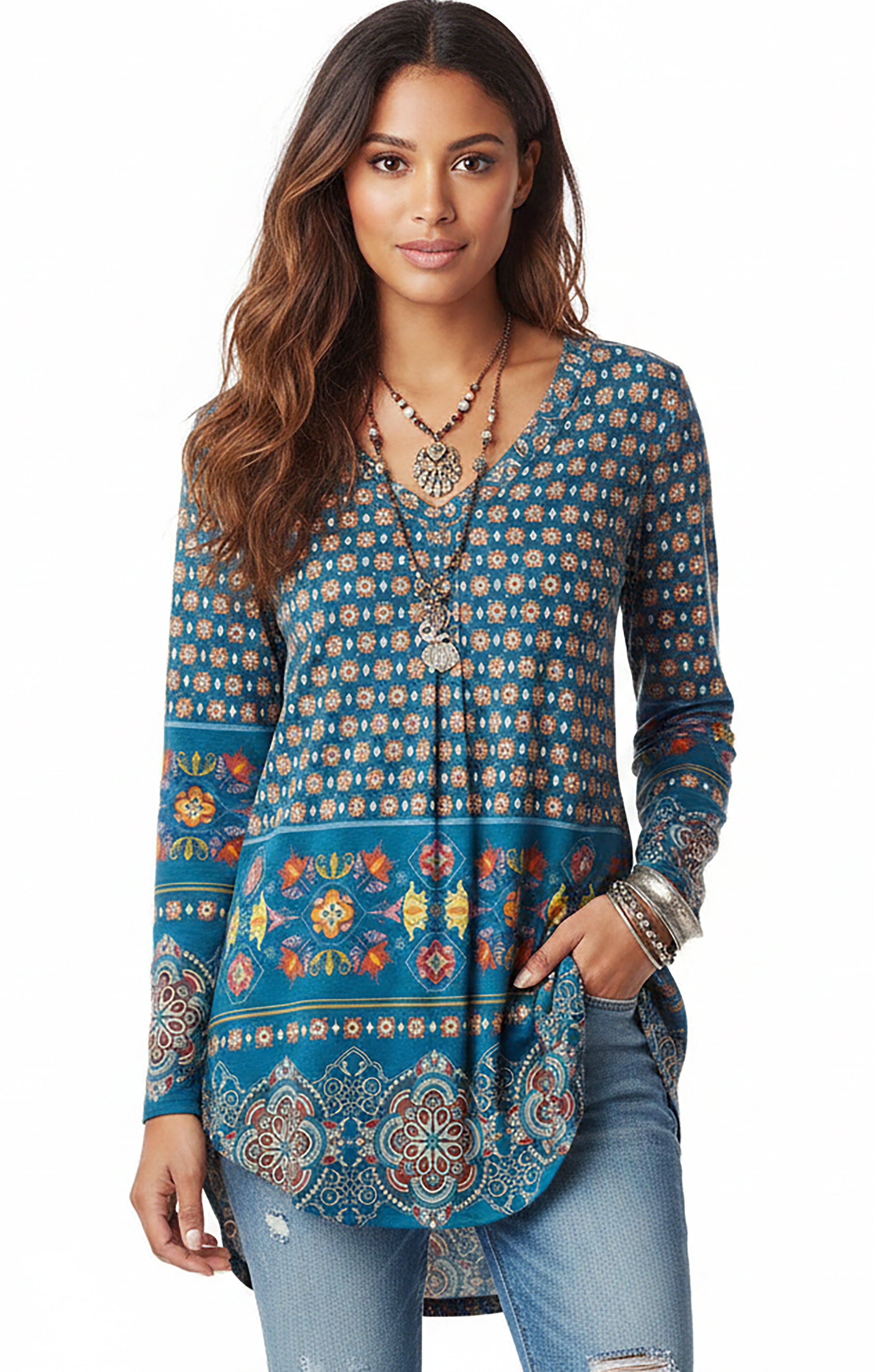 Women's V-Neck Long Sleeve Rounded Hem Bold Printed Tunic – Zulily