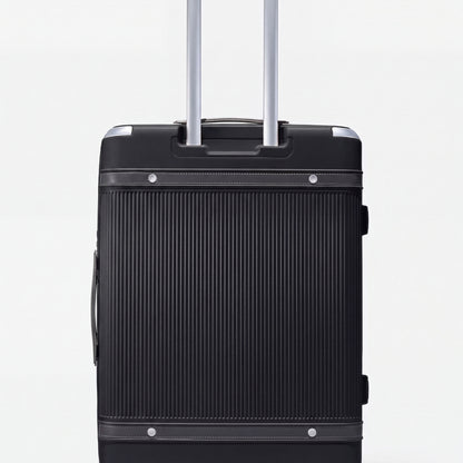 Derby Black-