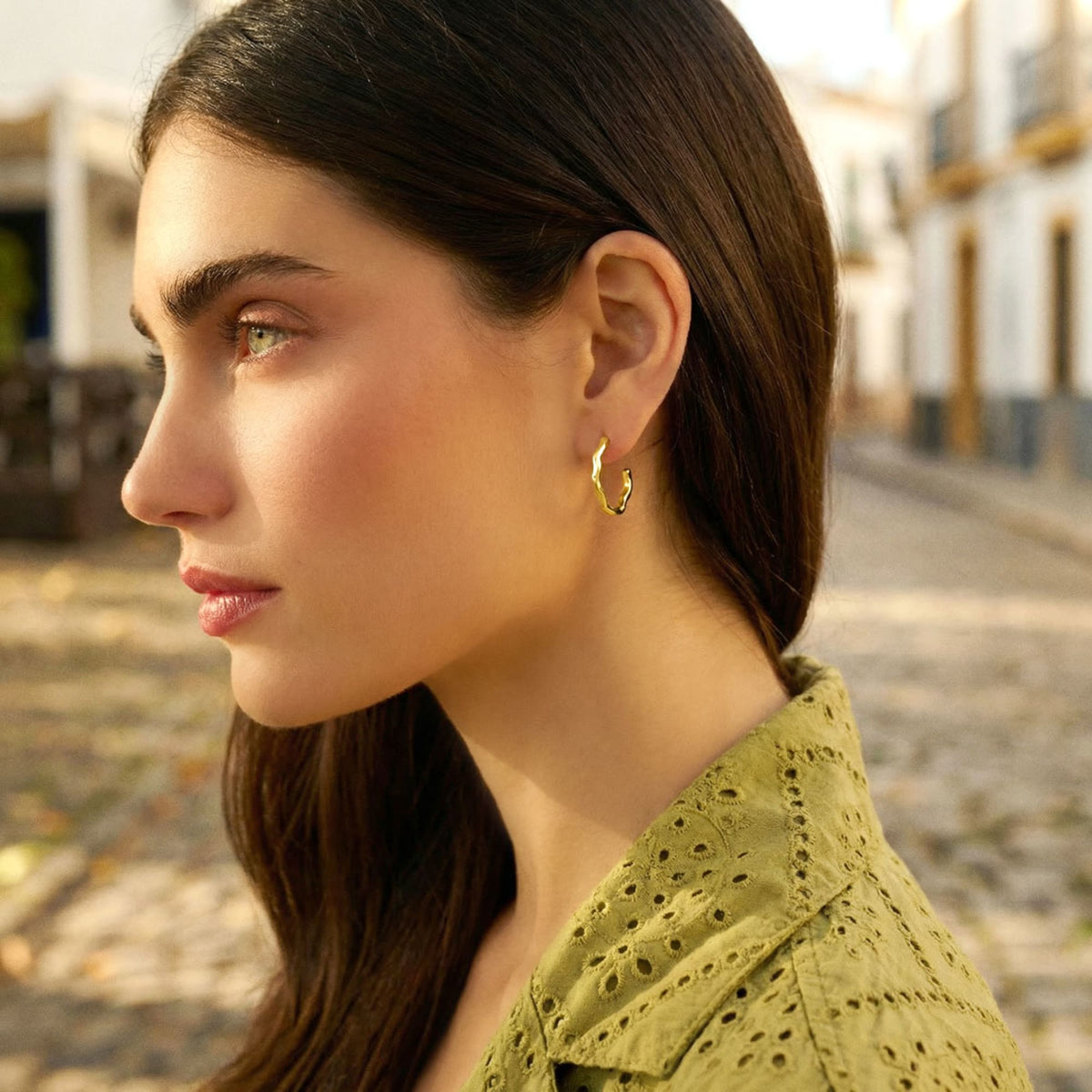 Gold-