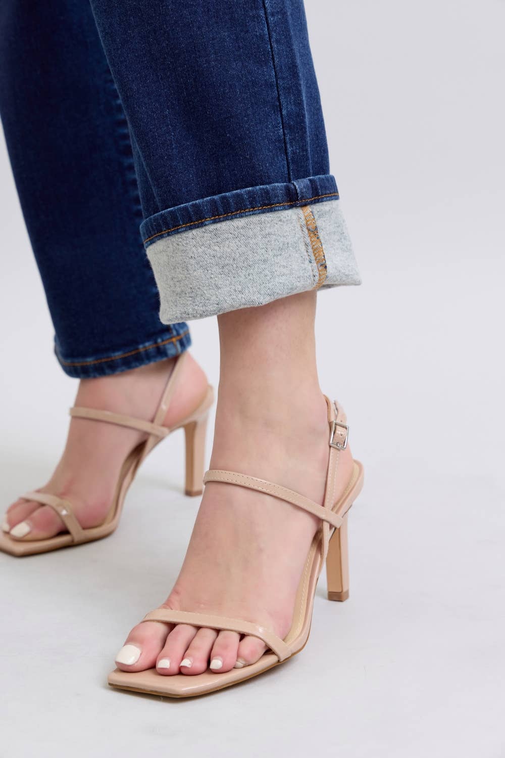 Lara - Vintage Wash Thermal Straight Jeans