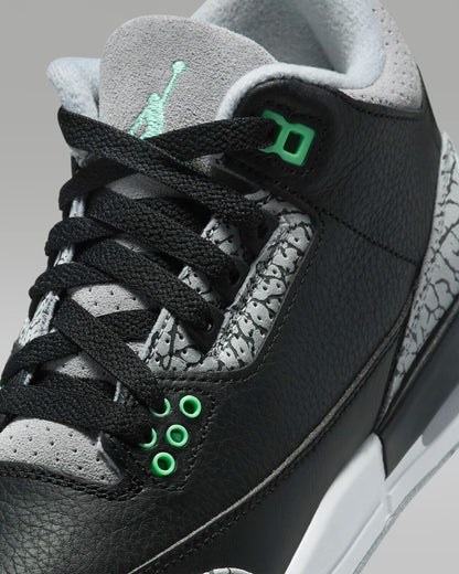 Air Jordan 3 Retro 'Green Glow' Big Kids' (GS) Sneakers — Black/Green Glow Leather Mid-Top