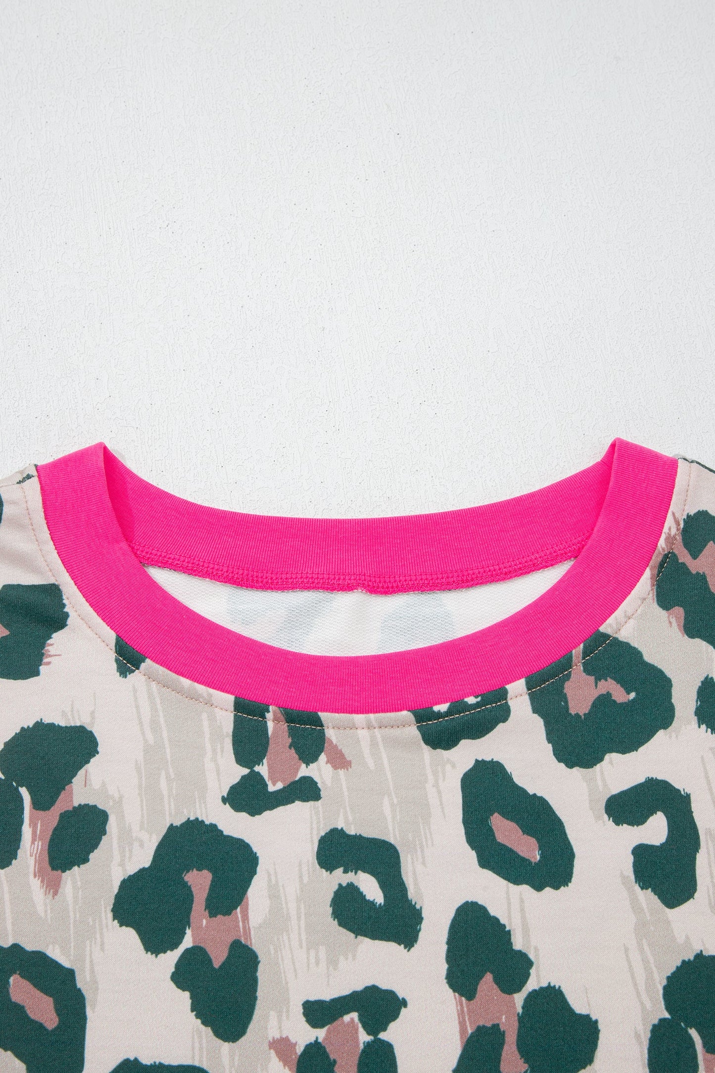 Threaded Pear Arleth Print Contrast Trim Top