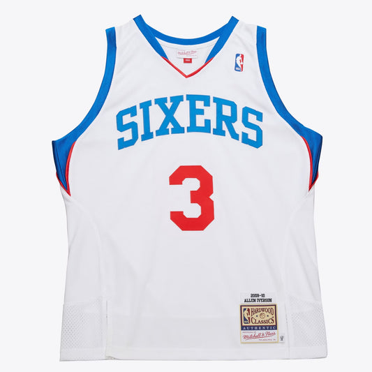 Mitchell & Ness Men's NBA White Jersey 76Ers 2009 Allen Iverson
