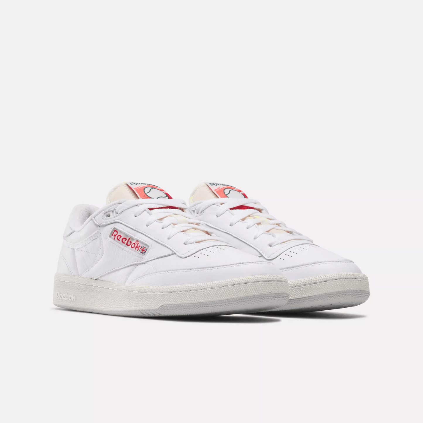 White/Chalk/Vectorred-