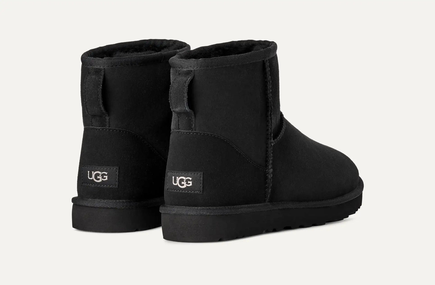 [1002072-blk] Mens Ugg Classic Mini 'black' - Black
