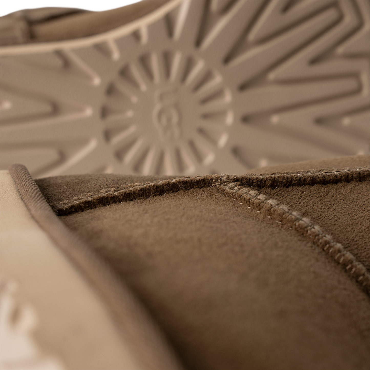 UGG Men's Classic Mini Boots