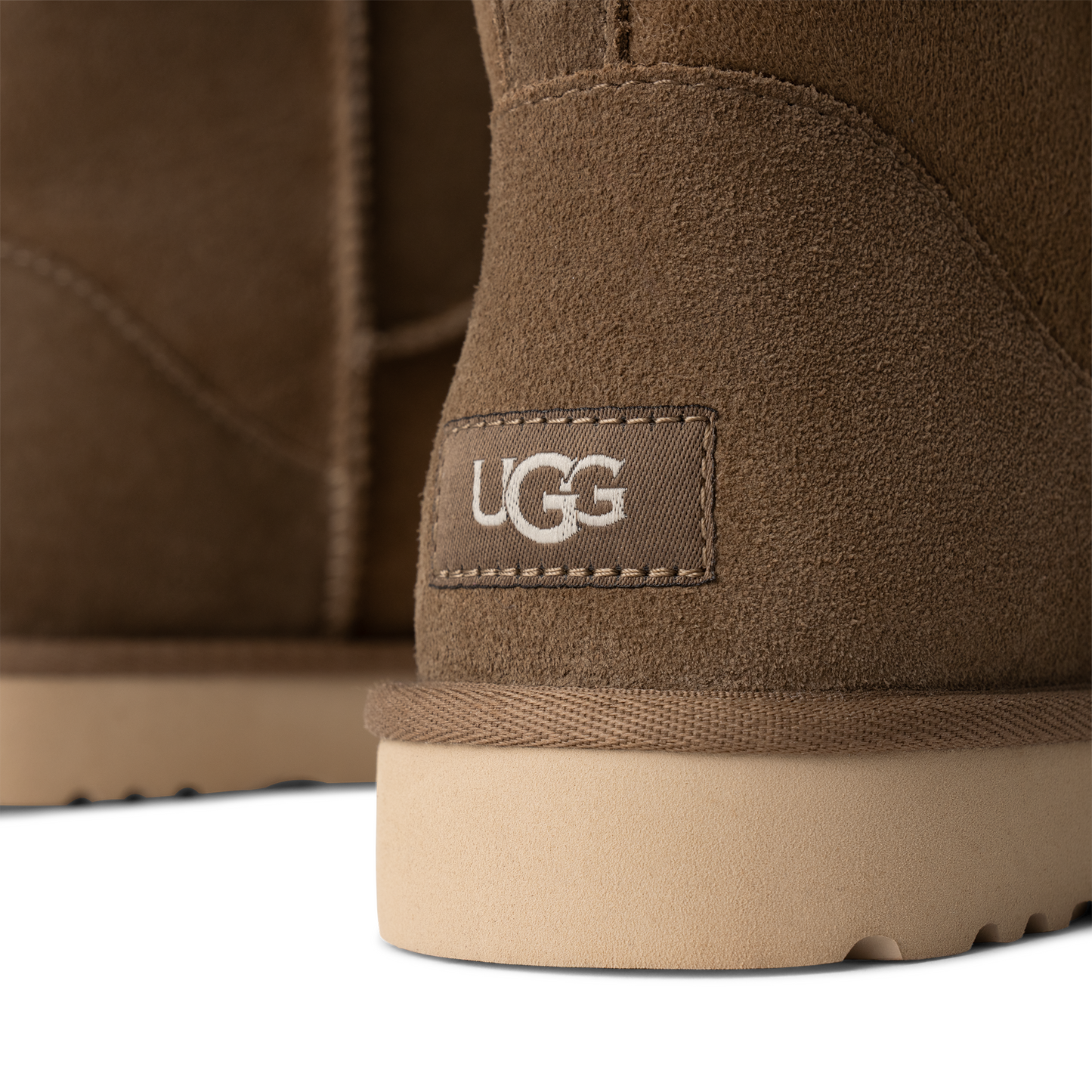 UGG Men's Classic Mini Boots