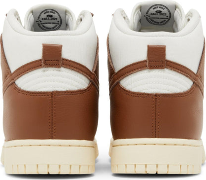 Nike Men's Dunk High Prm 'Vintage Pecan Sail' Sneakers