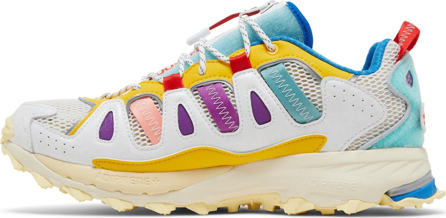 Footwear White/Bold Gold/Blue Bird-