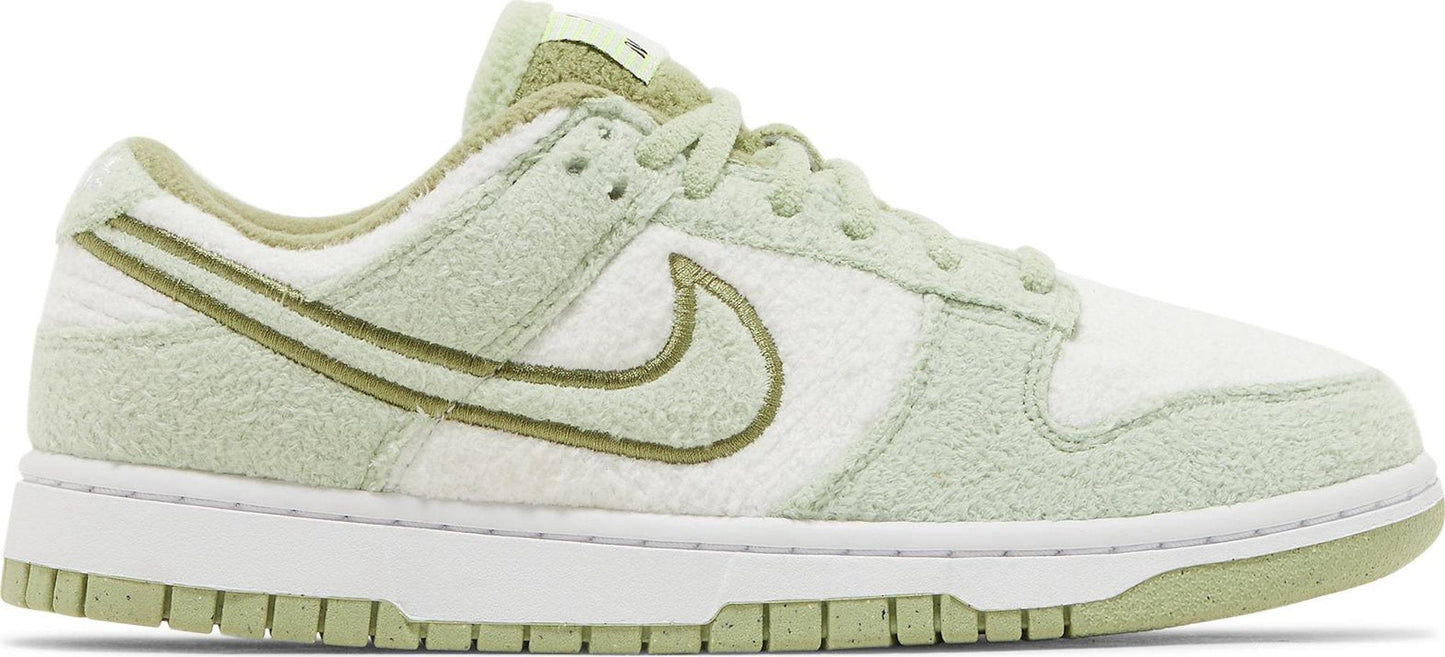 Nike Women's Dunk Low Se 'Fleece Pack Honeydew' W Sneakers