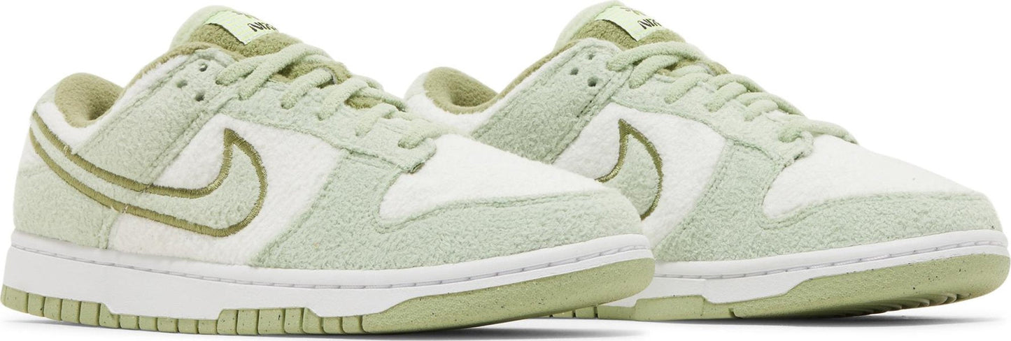 Nike Women's Dunk Low Se 'Fleece Pack Honeydew' W Sneakers
