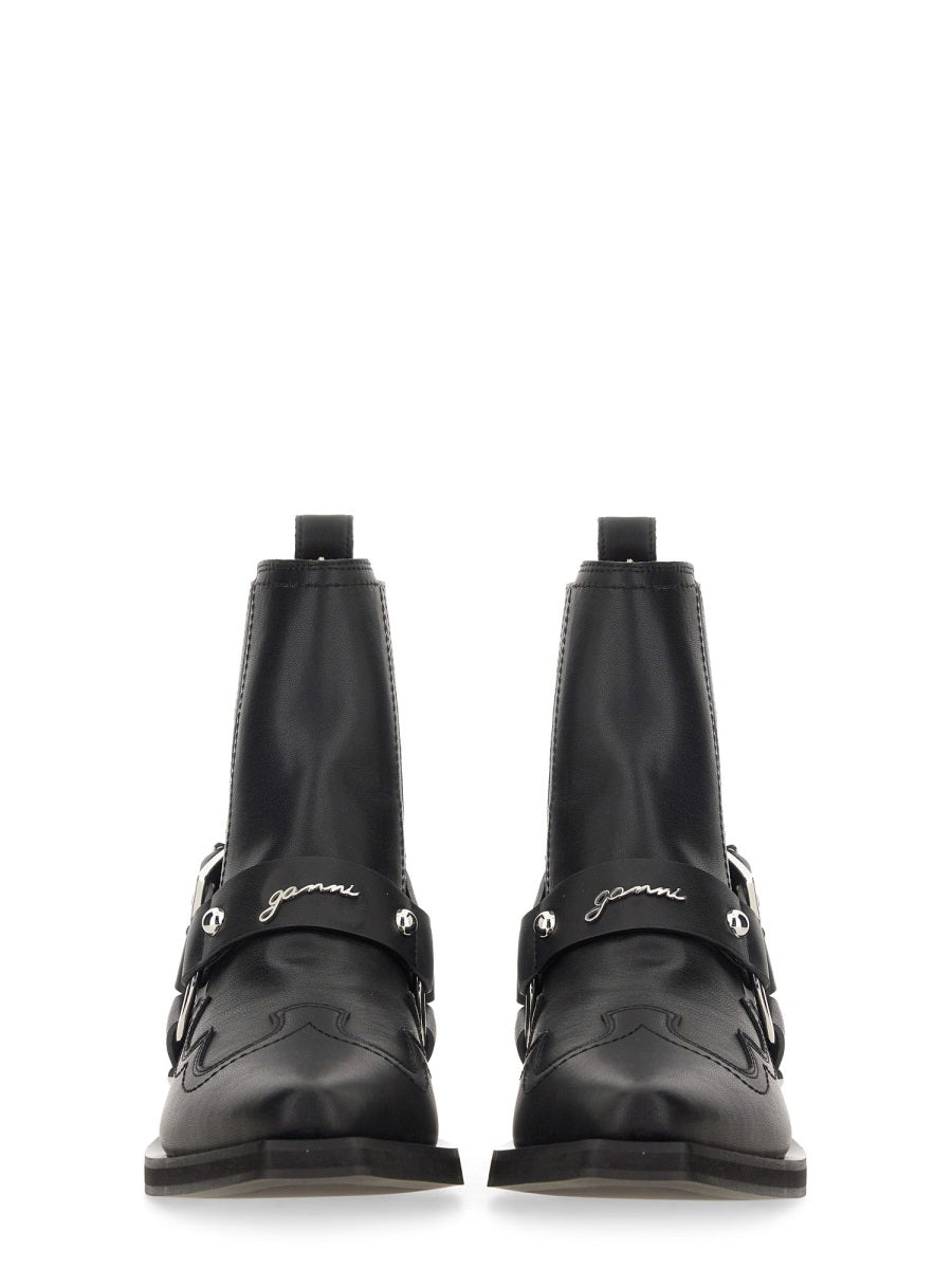 Chelsea Western Fitted Boot