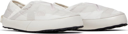 The North Face Women's Thermoball Traction Mule Vp 'Kaws Moonlight Ivory D2 Nuptse Print W' Mules