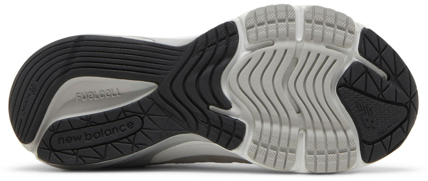 Grade School New Balance FuelCell 990v6 - Grey