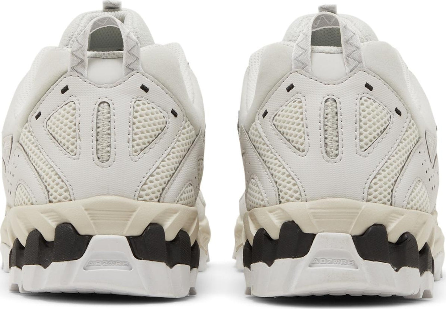 Nimbus Cloud/White/Black-