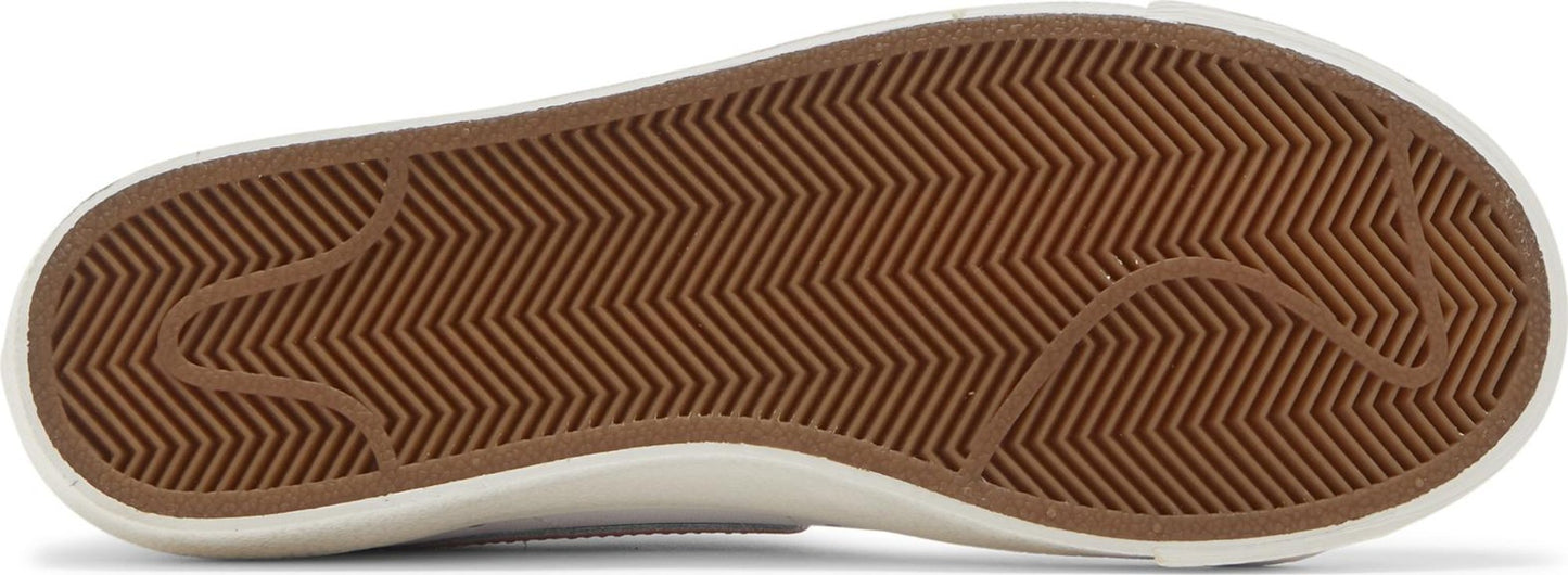 Nike Women's Blazer Mid '77 W Sneakers