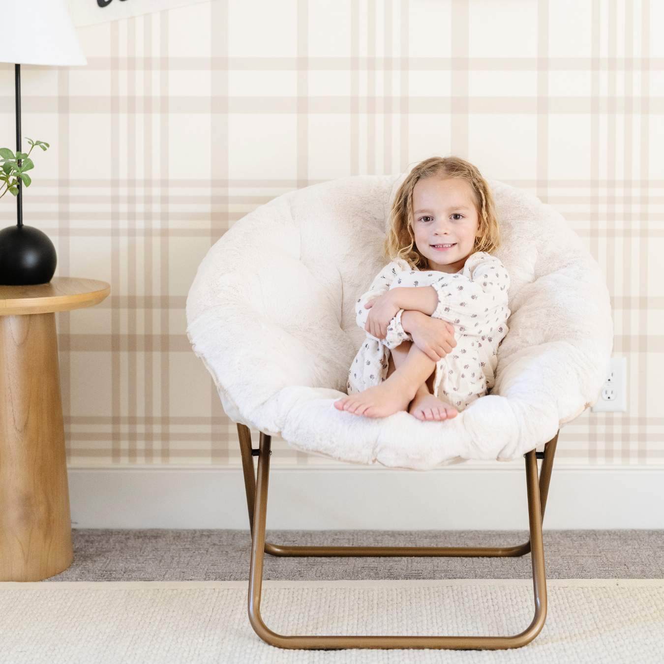 SAUCER CHAIR