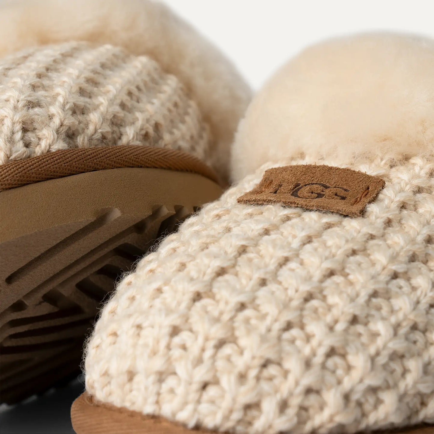 UGG Women's Cozy Slipper Cream