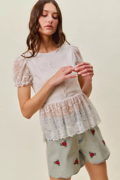 SO ME Rose Embroidery High Rise Scallop Hem Denim Shorts