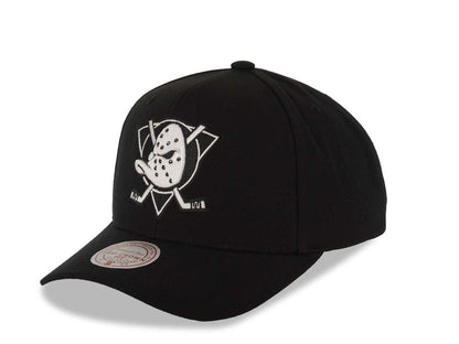 Mitchell & Ness Men's NHL Panda Pro Snapback Vintage Ducks Snapback Caps