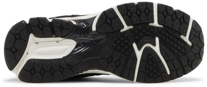 Grade School New Balance 2002R - Black