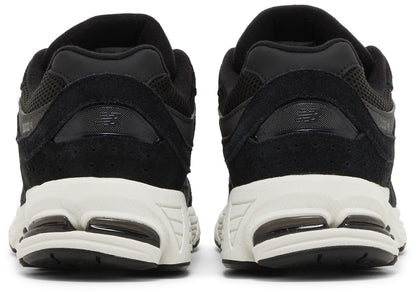 Grade School New Balance 2002R - Black