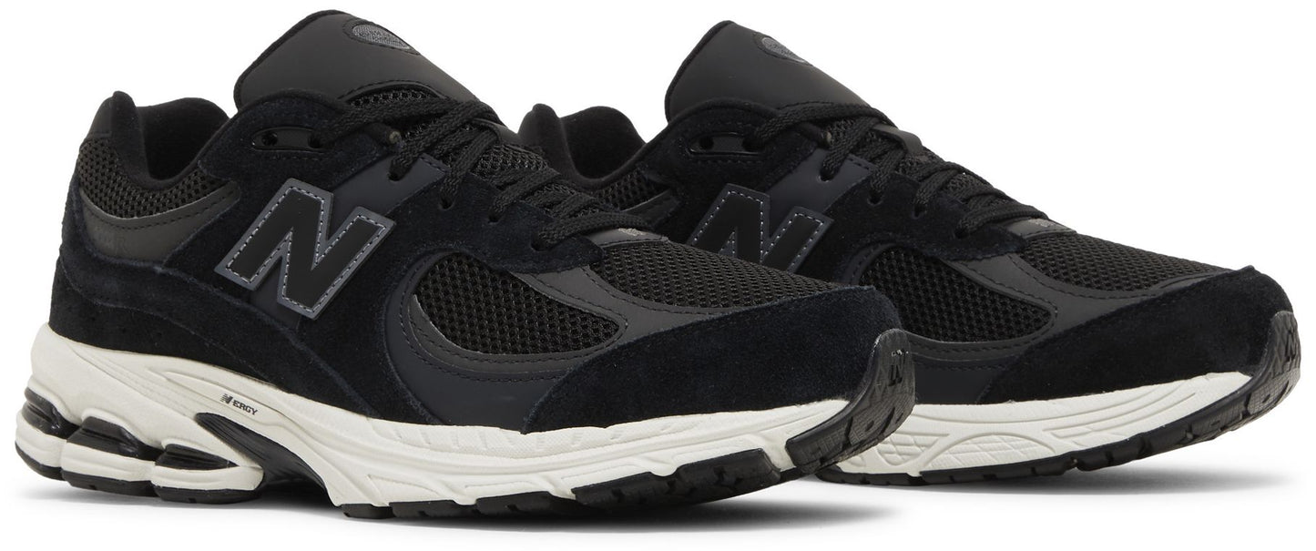 Grade School New Balance 2002R - Black