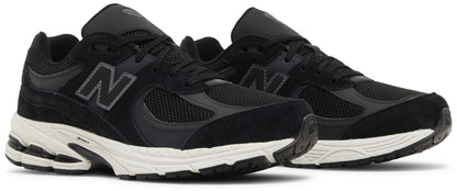 Grade School New Balance 2002R - Black
