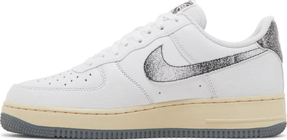 Nike Men's Air Force 1 '07 Lx Sneakers