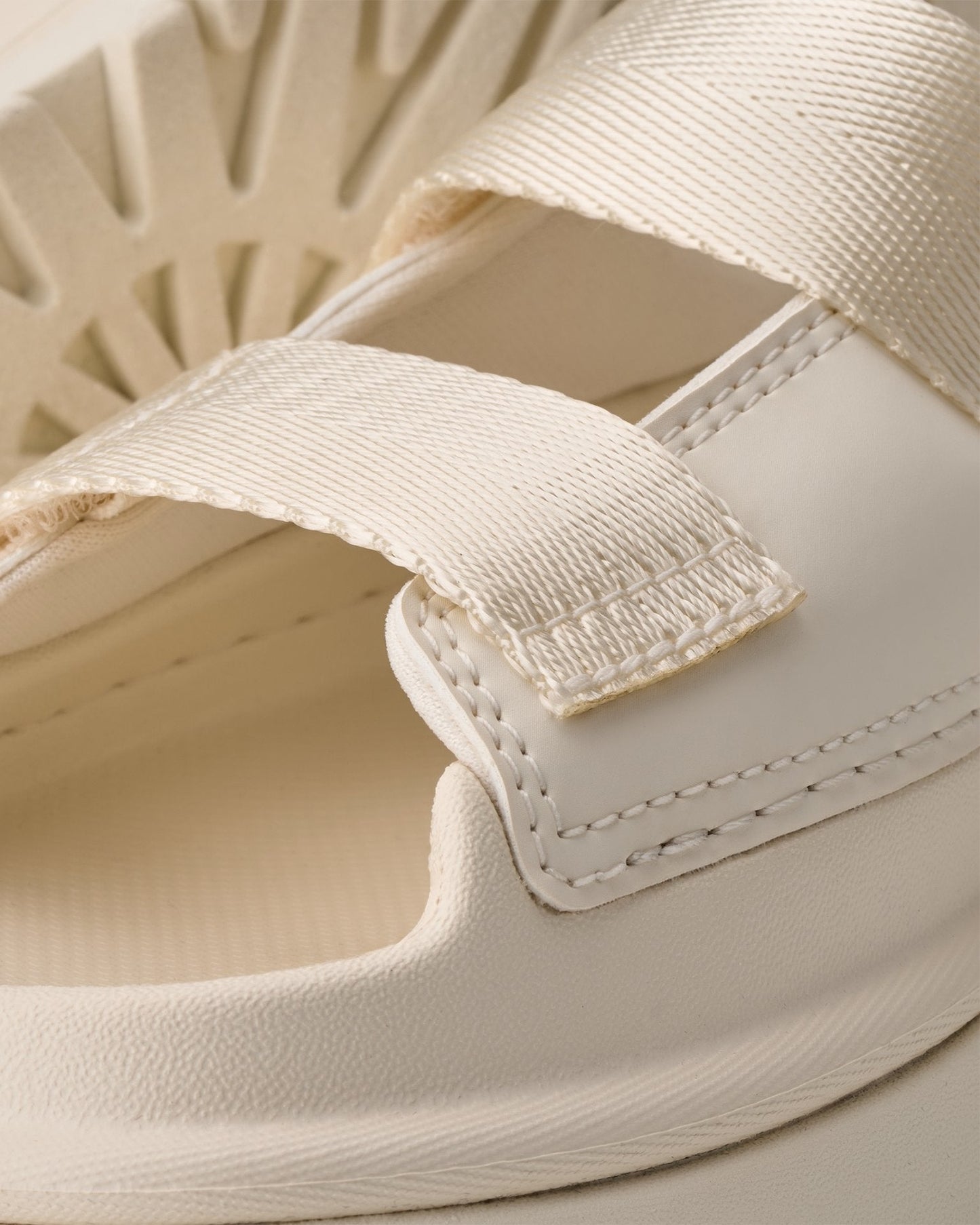 Youth UGG Goldenglow Slide - Jasmine