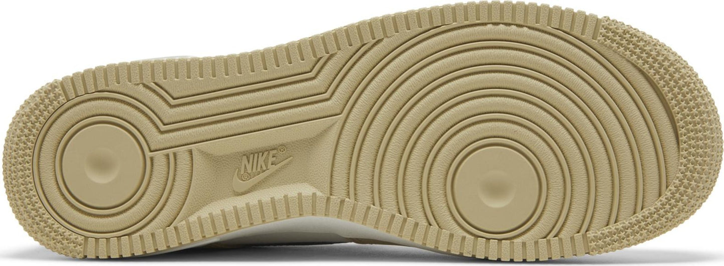 Nike Men's Air Force 1 '07 Lx Low 'Team Gold' Sneakers