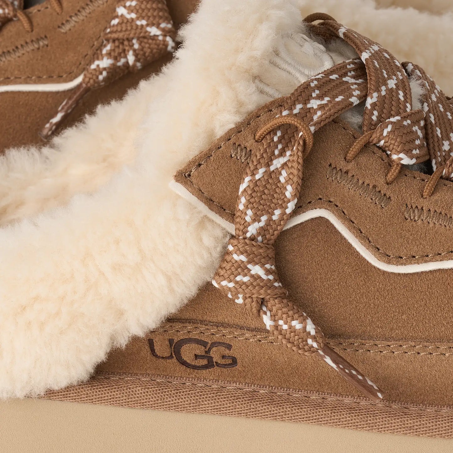 UGG Women's Lowmel Mule Chestnut