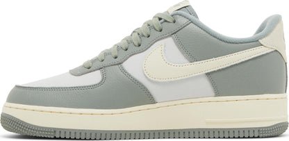 Nike Men's Air Force 1 Low '07 Lx 'Mica Green Coconut Milk' Sneakers
