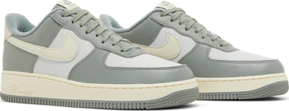 Nike Men's Air Force 1 Low '07 Lx 'Mica Green Coconut Milk' Sneakers